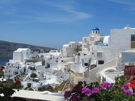 Imagen que contiene edificio, exterior, cielo, flor

Descripcin generada automticamente